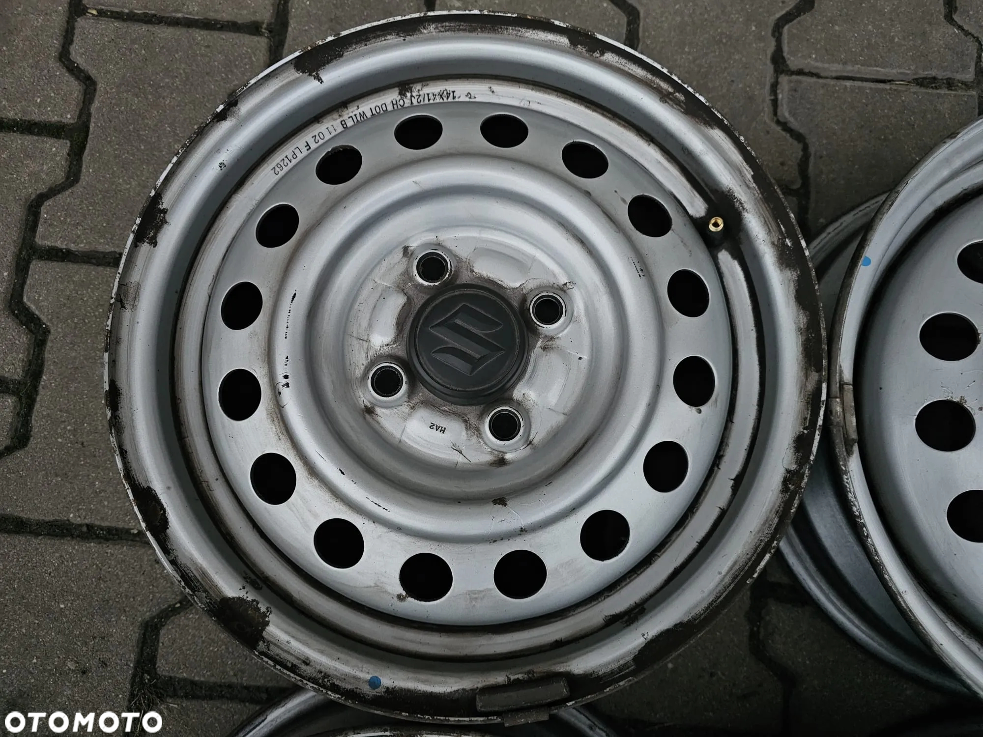 (S24) Suzuki OE Splash Swift Ignis Balneo Celerio / LP1262 / 4,5Jx14 ET45 4x100 - 5