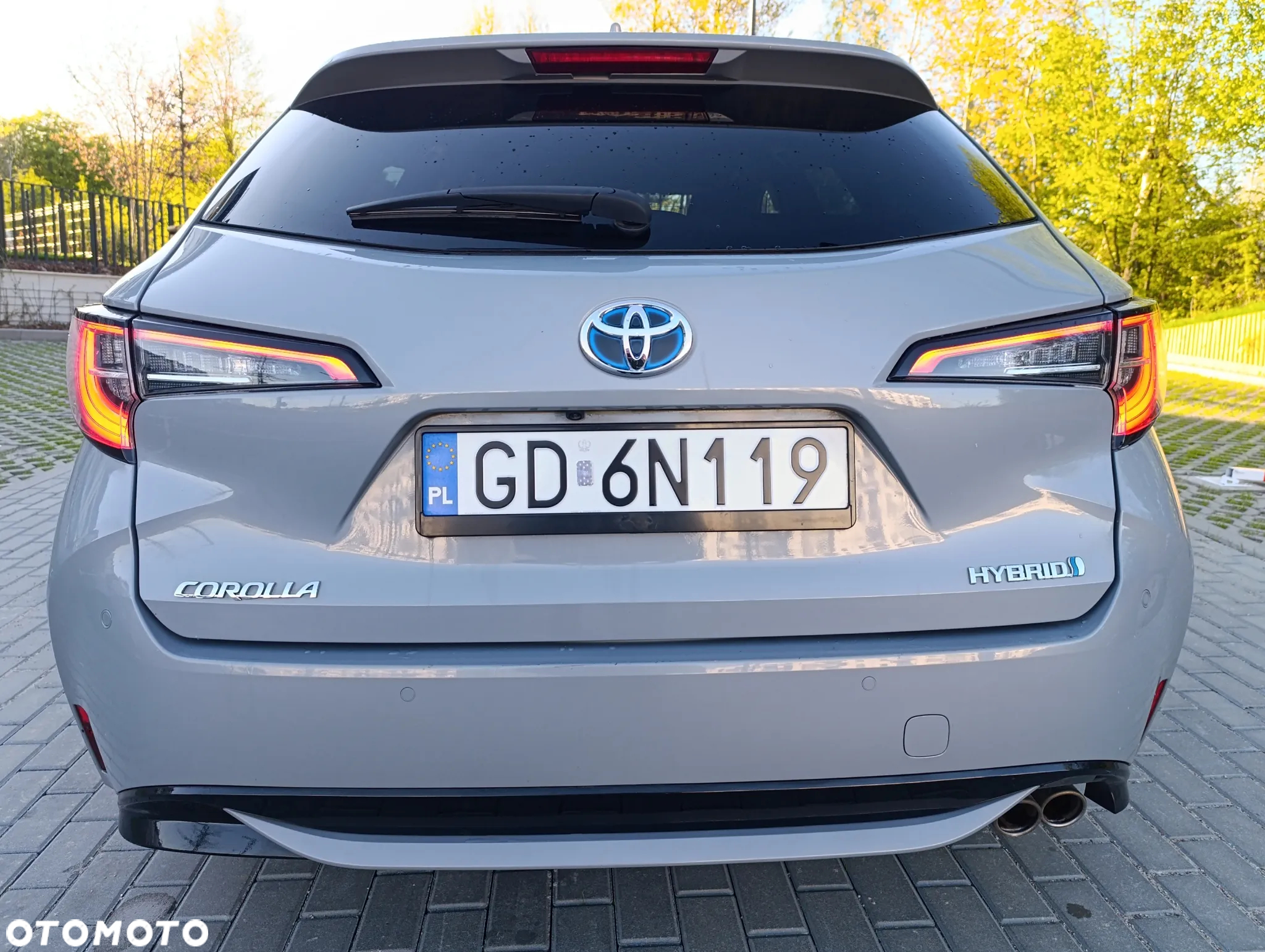 Toyota Corolla 2.0 Hybrid Team Deutschland - 4