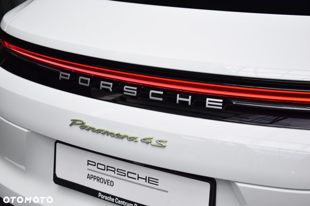 Porsche Panamera - 26