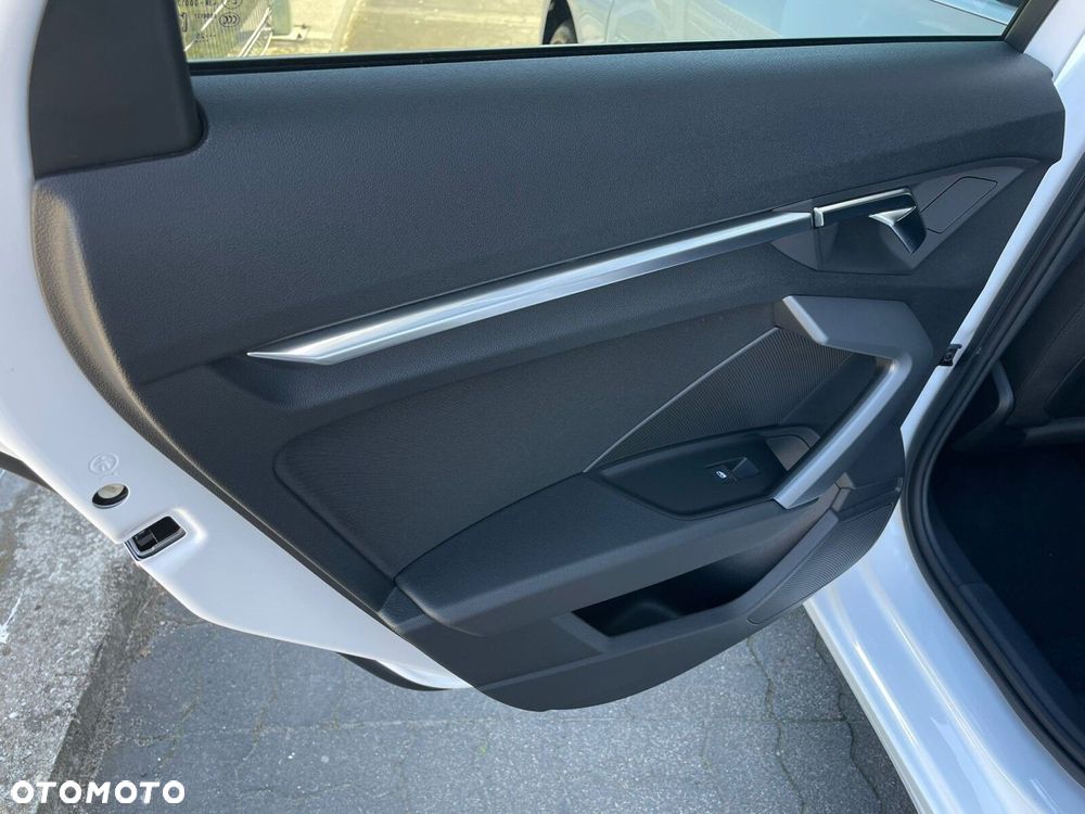 Audi A3 Limousine - 10