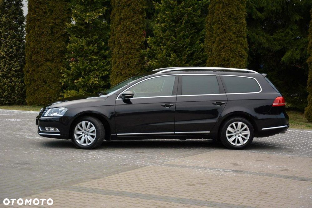 Volkswagen Passat - 12