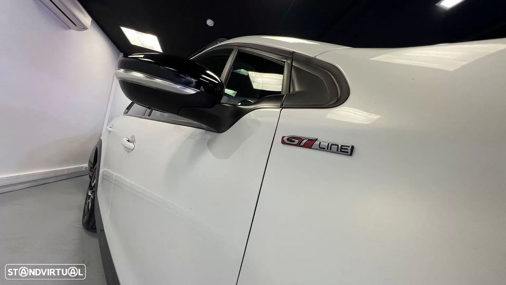 Peugeot 2008 1.2 PureTech GT Line - 29