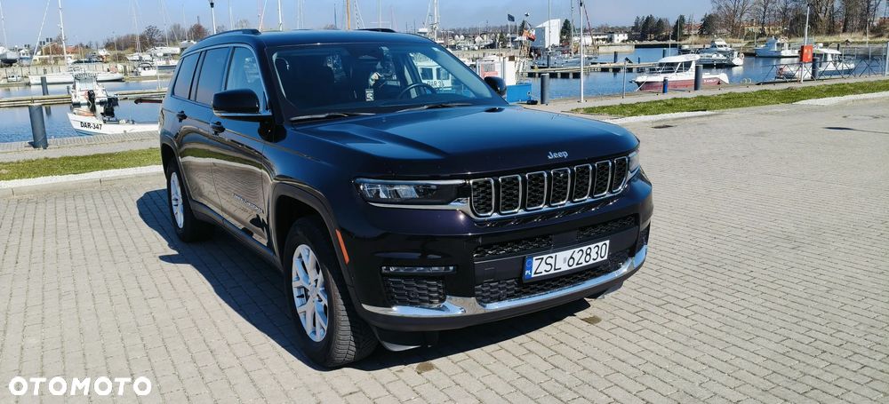 Jeep Grand Cherokee - 25