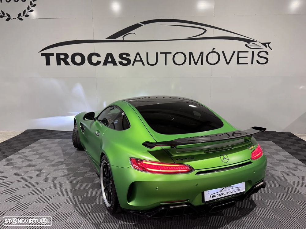 Mercedes-Benz AMG GT R - 55