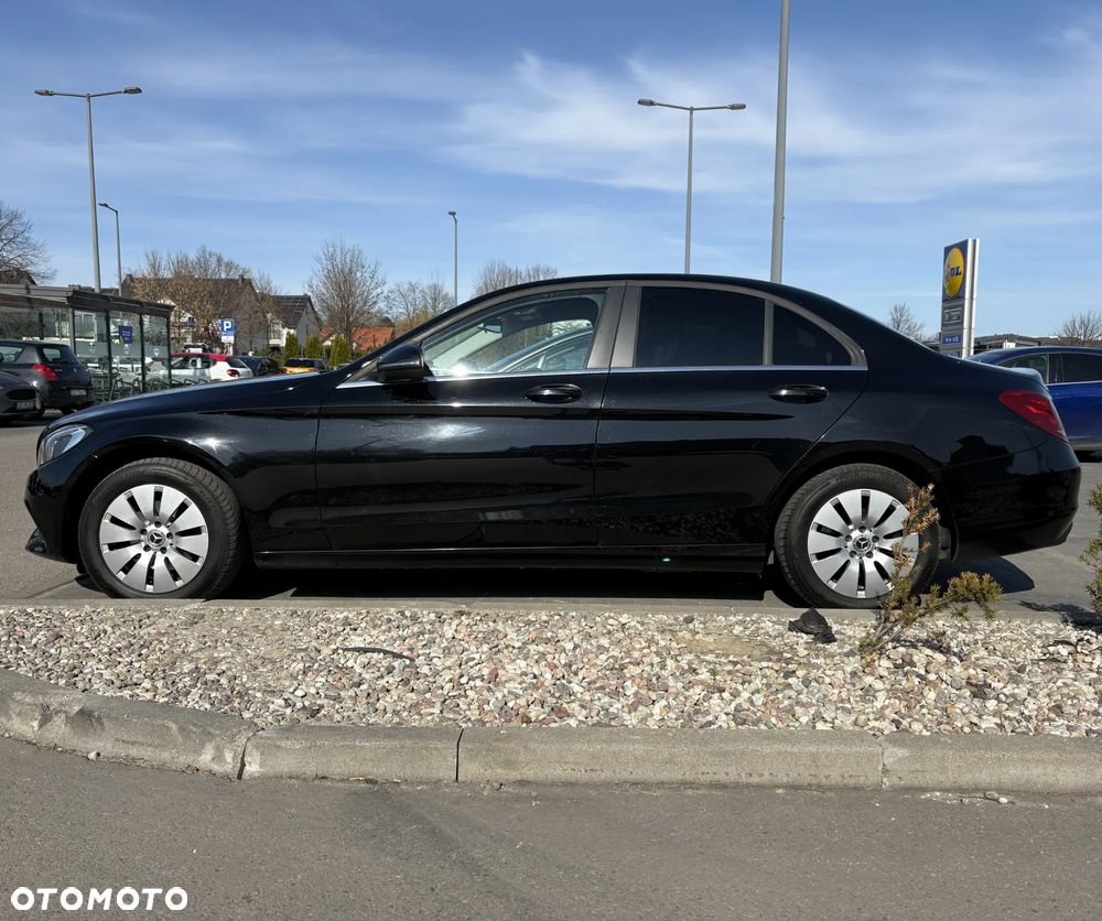 Mercedes-Benz Klasa C 180 9G-TRONIC - 3