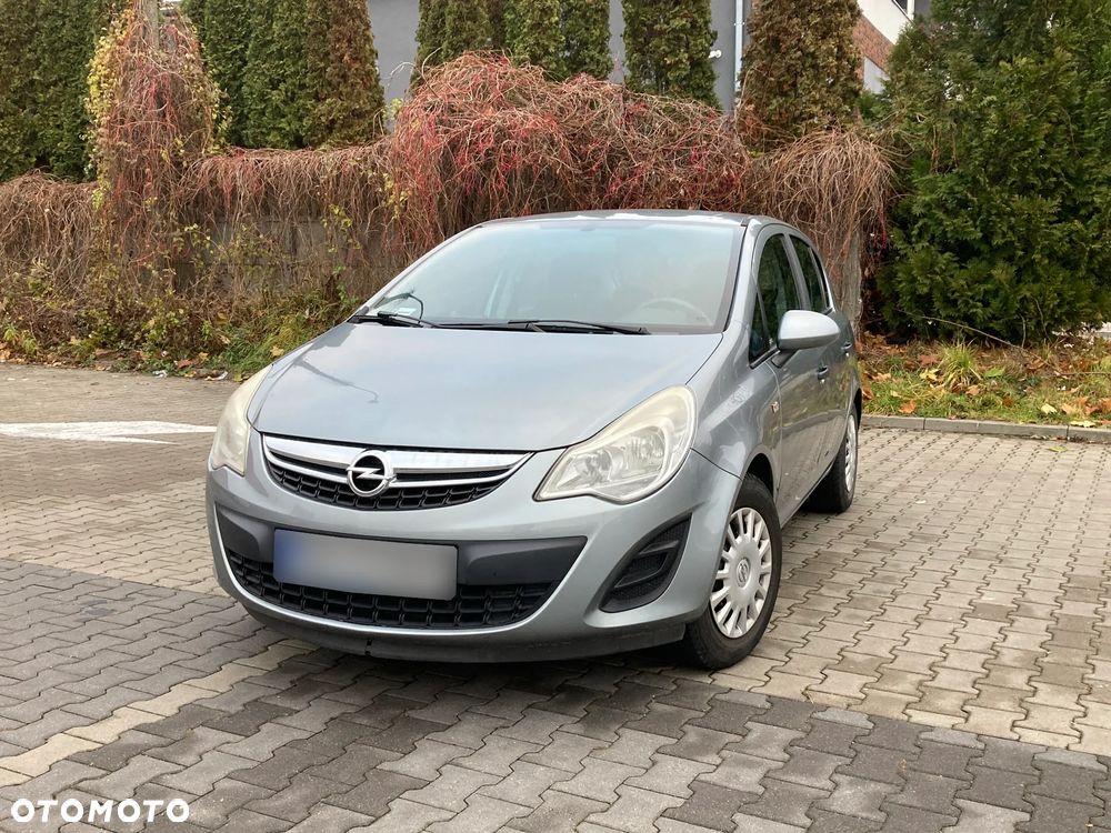 Opel Corsa 1.2 16V Cosmo - 1