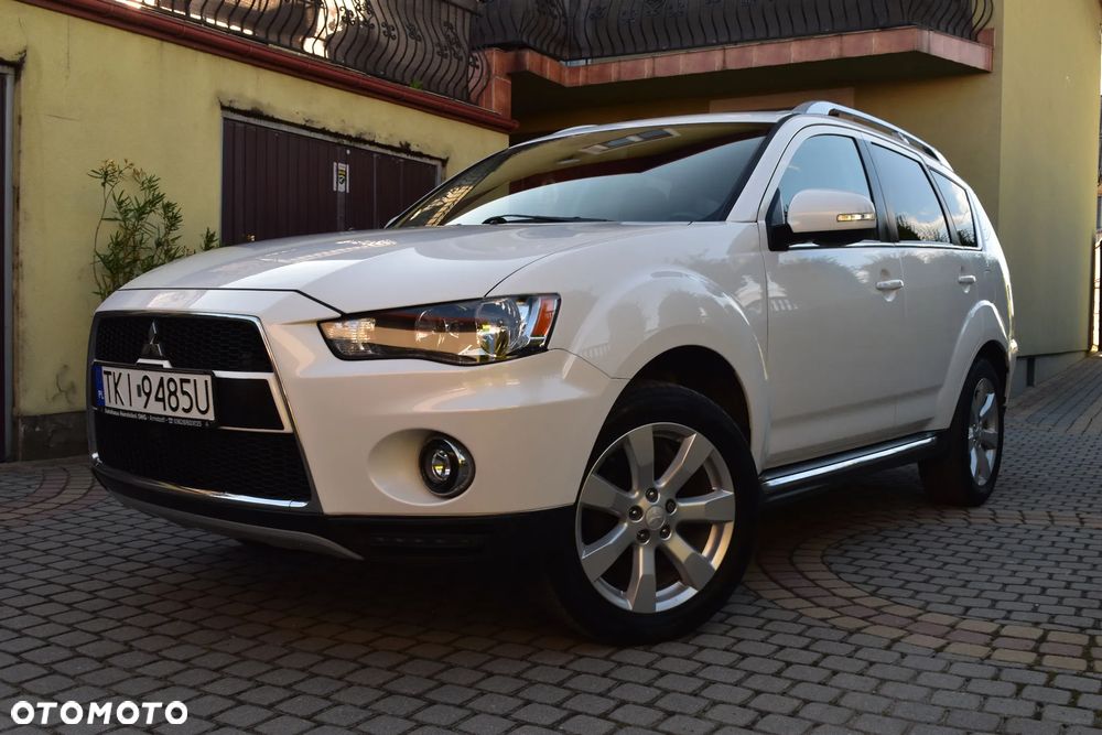 Mitsubishi Outlander 2.0 2WD Inform - 3