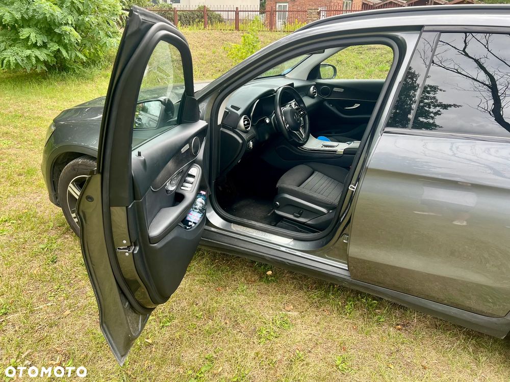 Mercedes-Benz GLC 220 d 4Matic 9G-TRONIC - 10