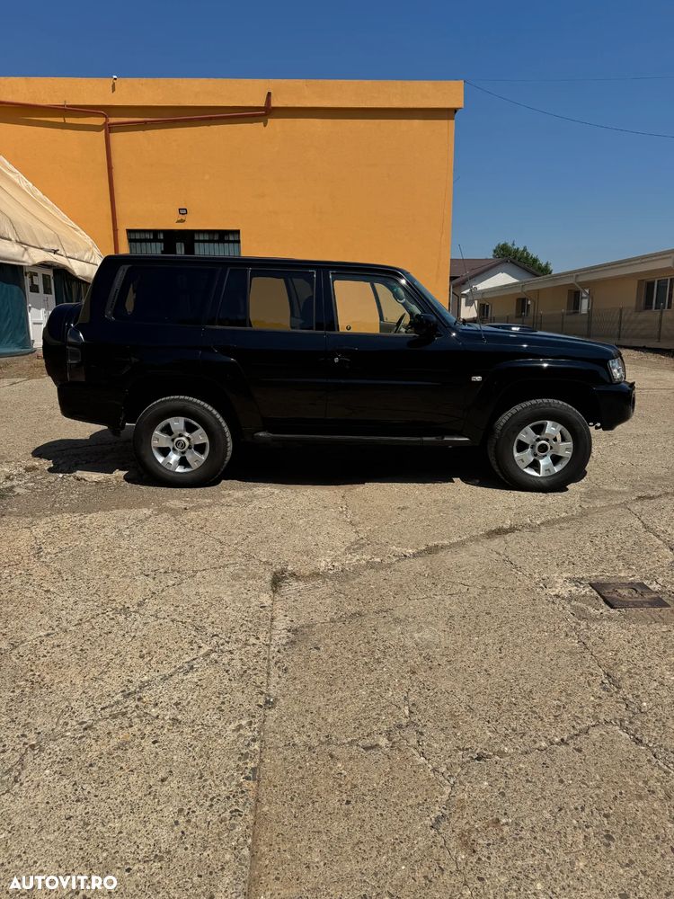 Nissan Patrol 3.0 TDI Aut Luxury Plus - 28