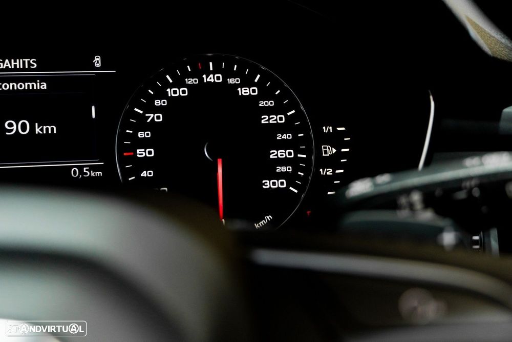 Audi A4 Avant 35 TDI S tronic - 16