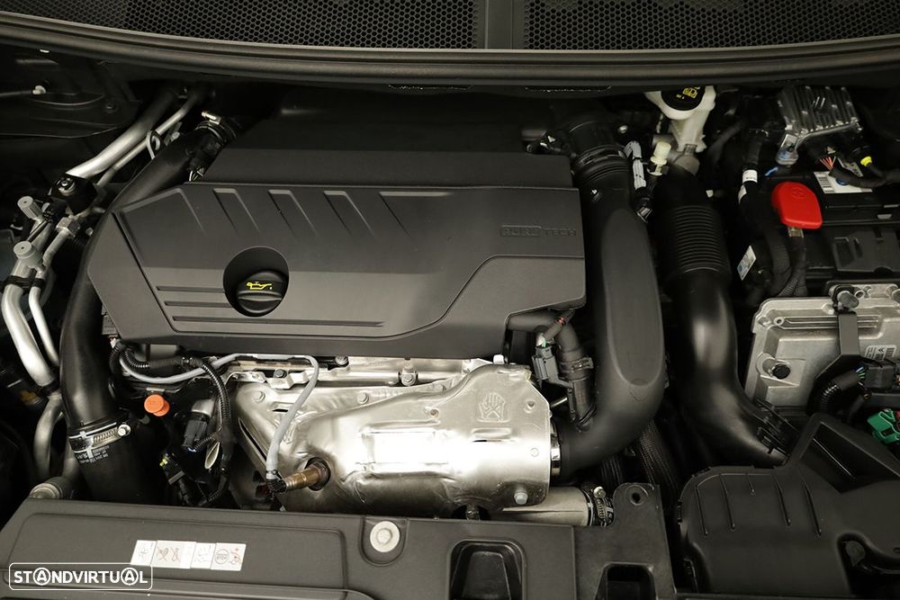 Peugeot 3008 1.6 Hybrid Allure e-EAT8 - 24