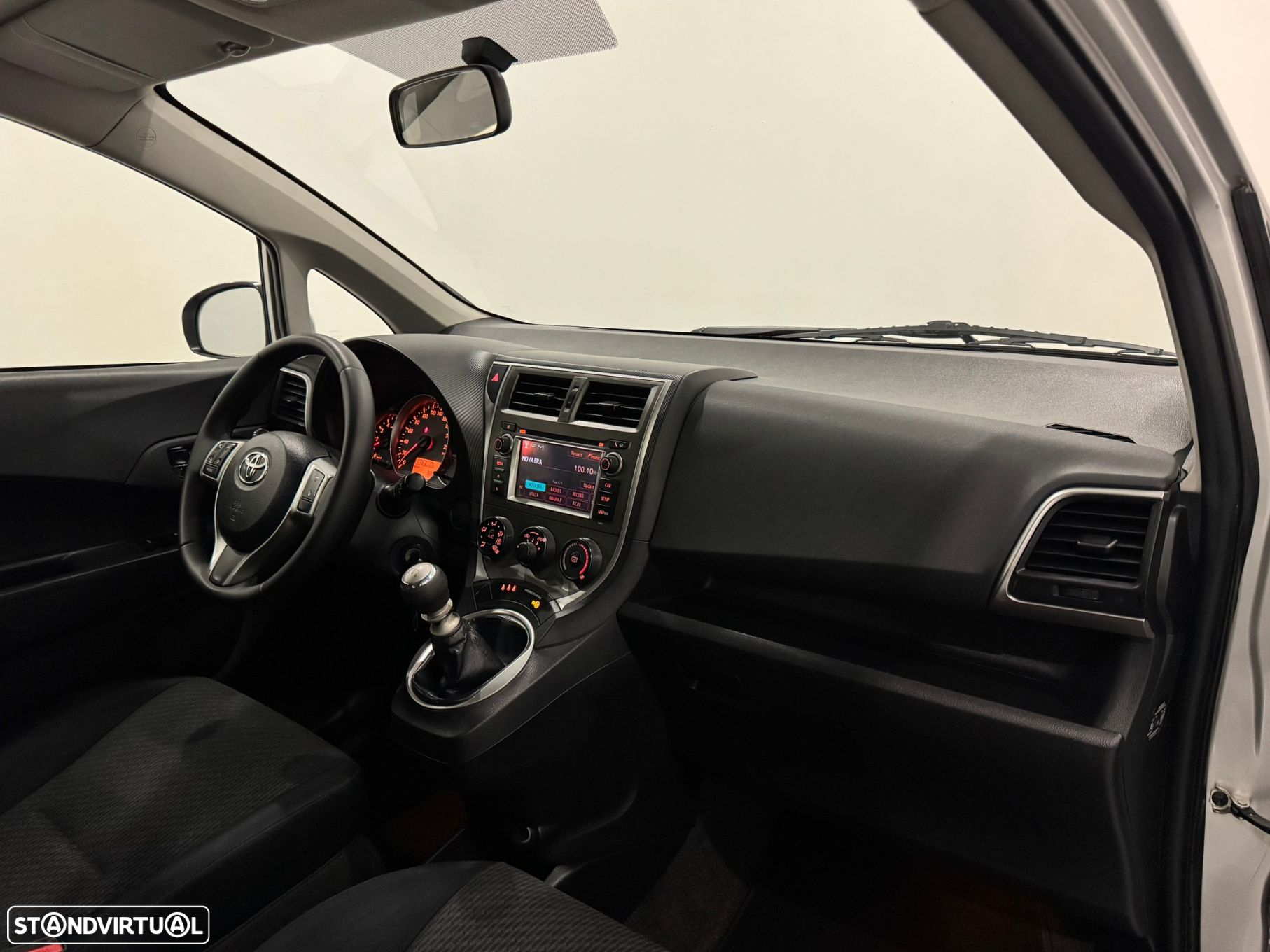 Toyota Verso-S 1.4 D-4D Comfort+AC - 28