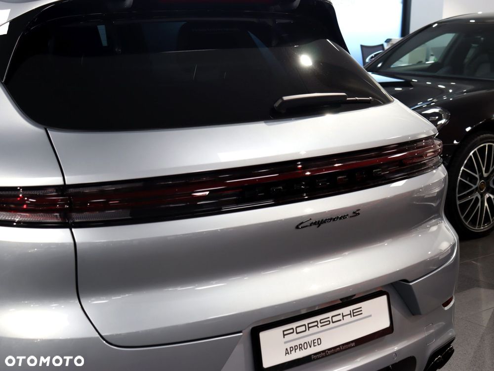 Porsche Cayenne S - 36