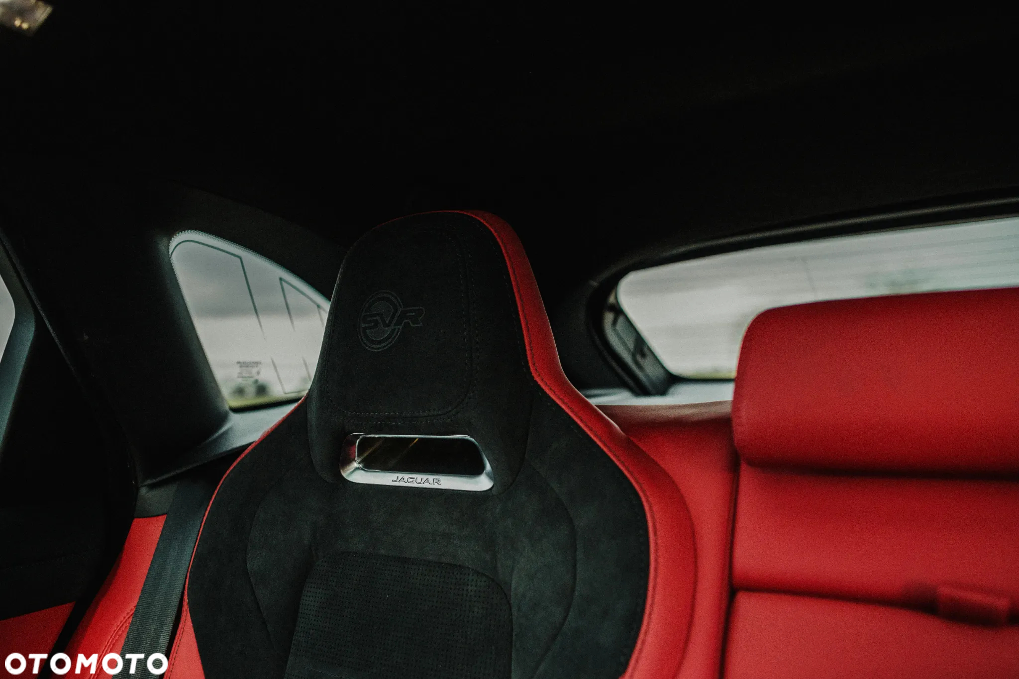 Jaguar F-Pace 5.0 V8 P550 AWD SVR - 20