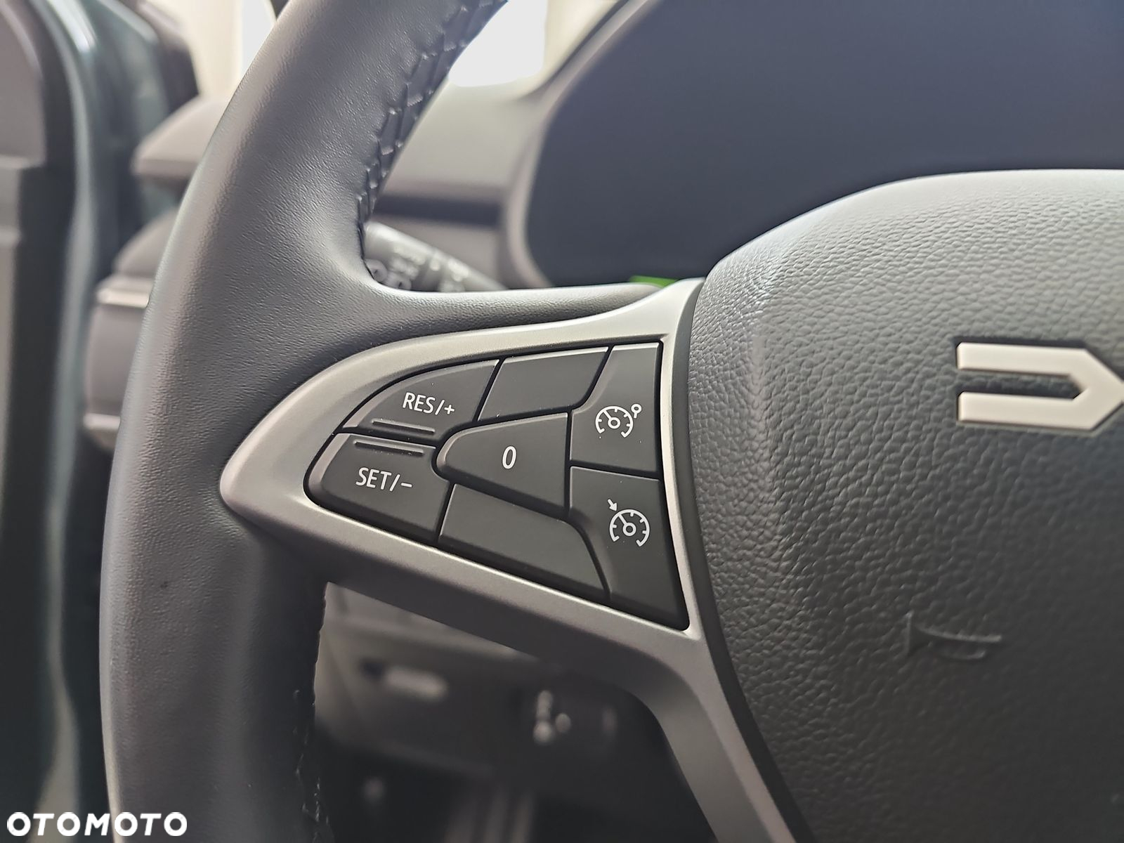 Dacia Jogger 1.6 Full Hybrid 140 Extreme MMT - 13