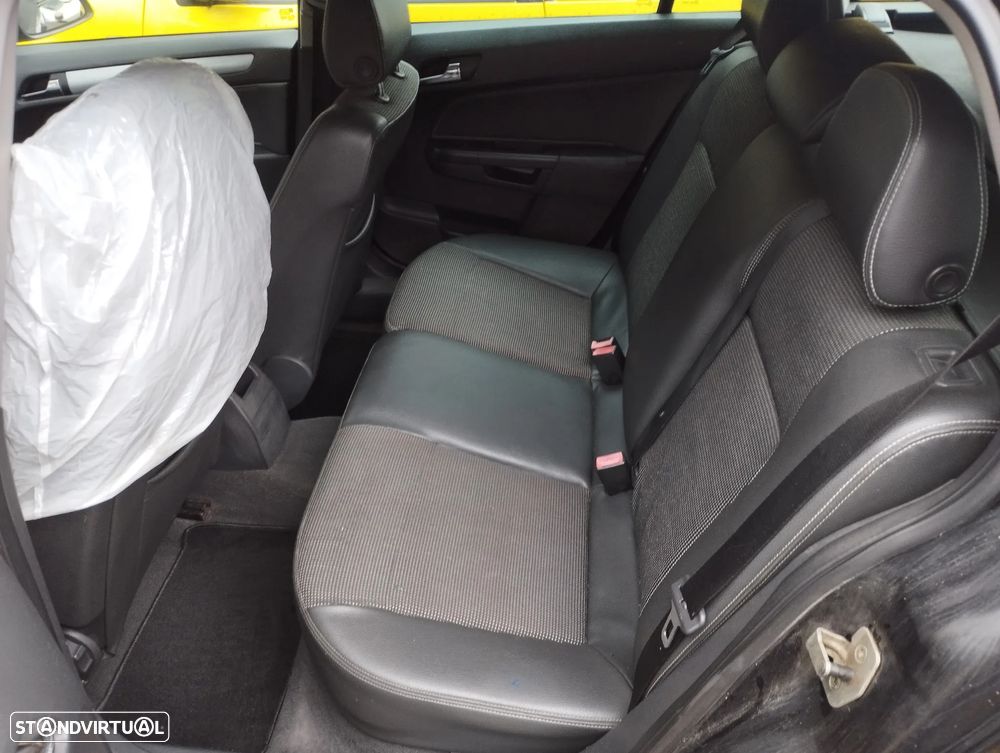 Opel Astra 1.7 CDTi Cosmo M6 - 5