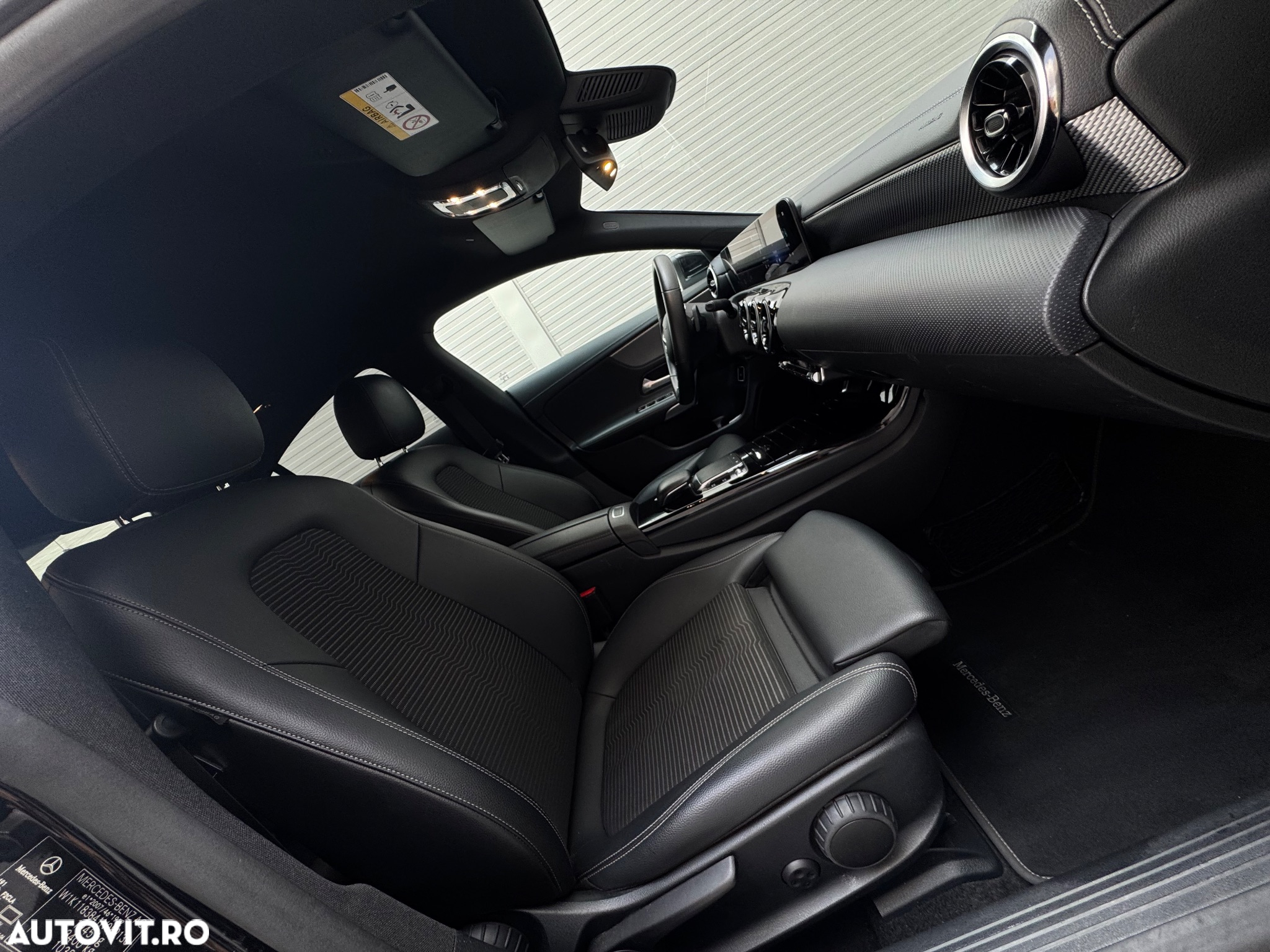 Mercedes-Benz CLA - 13