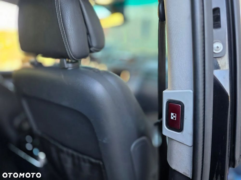 Mercedes-Benz Viano 3.0 CDI lang Automatik Ambiente Activity DPF - 16