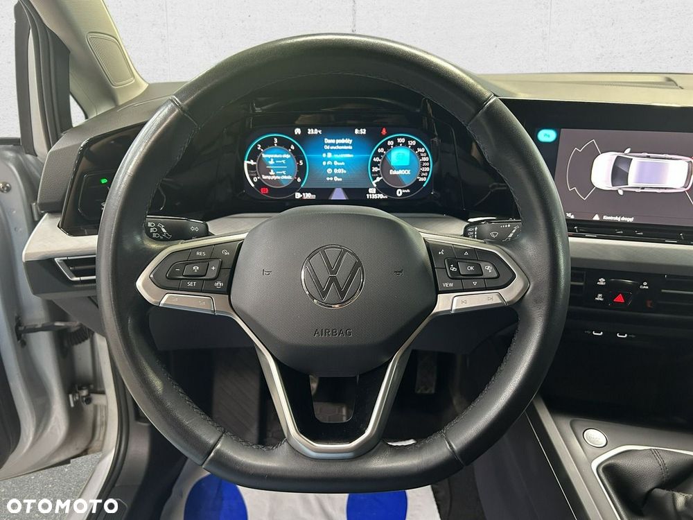 Volkswagen Golf - 16