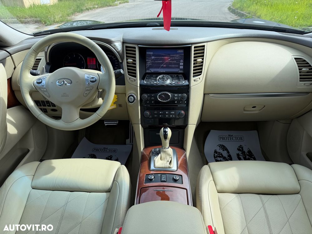 Infiniti FX 30 FX30d AWD Aut. S Premium - 8