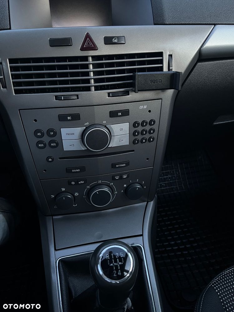 Opel Astra 1.6 Cosmo - 12