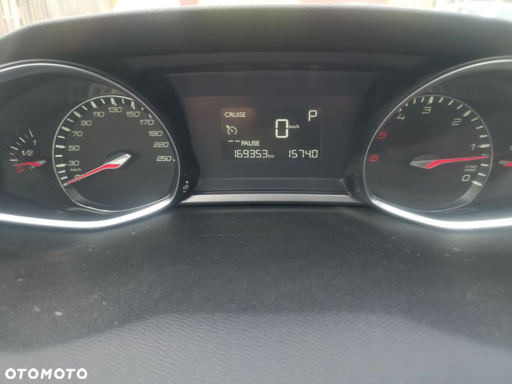 Peugeot 308 BlueHDi FAP 150 EAT6 Stop&Start GT-Line Edition - 9