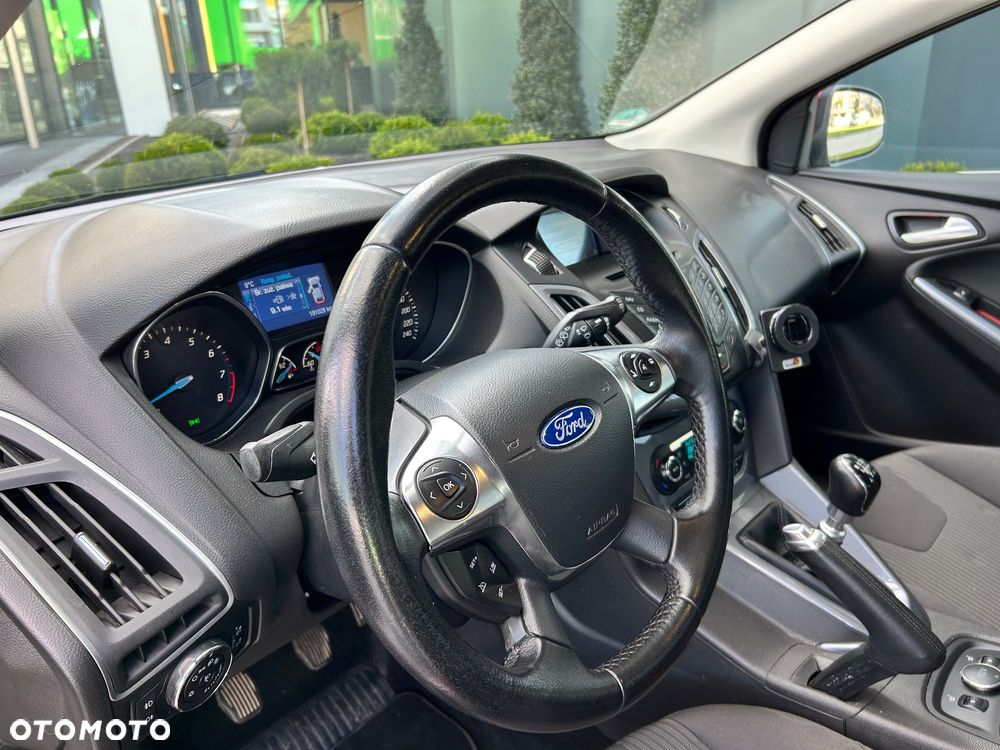 Ford Focus 1.6 EcoBoost Titanium - 15