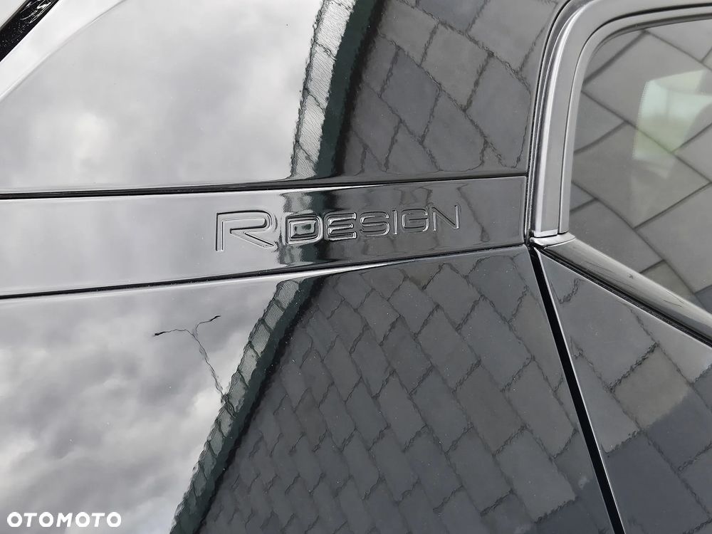 Volvo XC 40 D4 AWD R-Design (Intro Edition) - 26