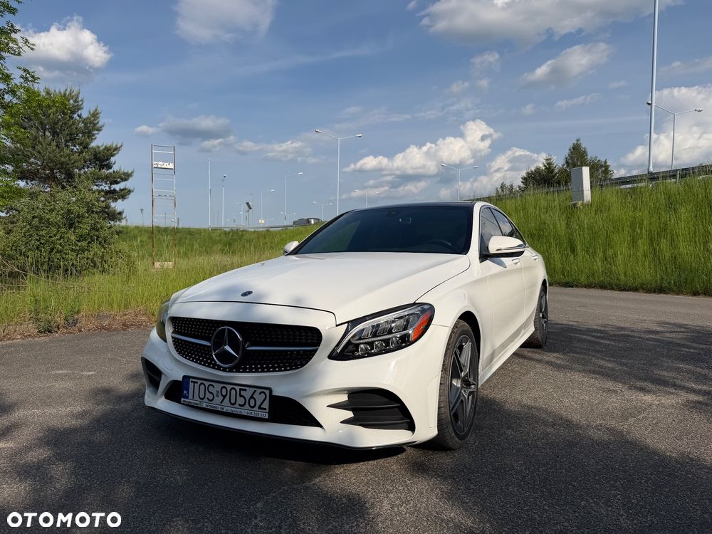 Mercedes-Benz Klasa C 300 9G-TRONIC AMG Line - 2