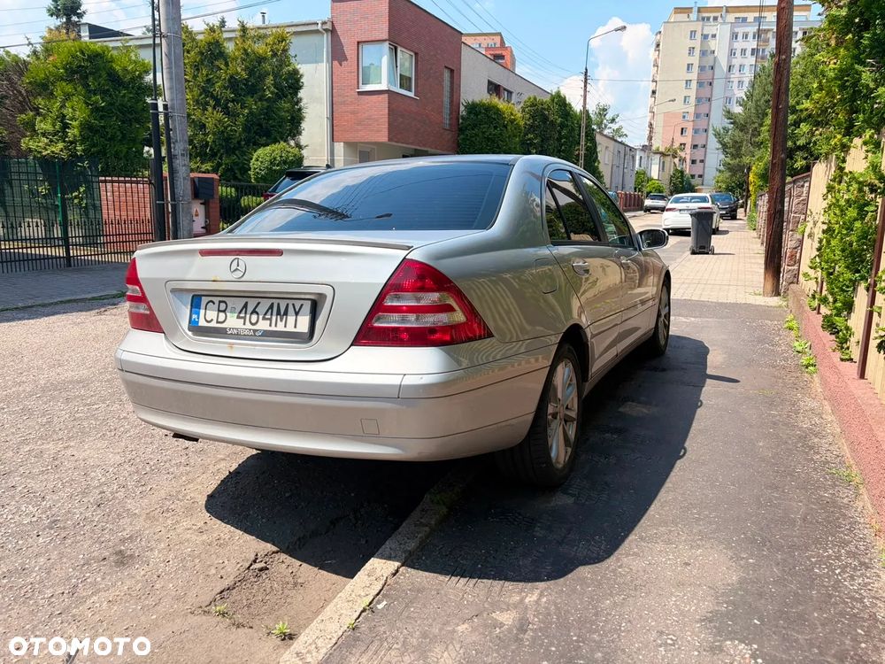 Mercedes-Benz Klasa C 180 Kompressor Classic - 1