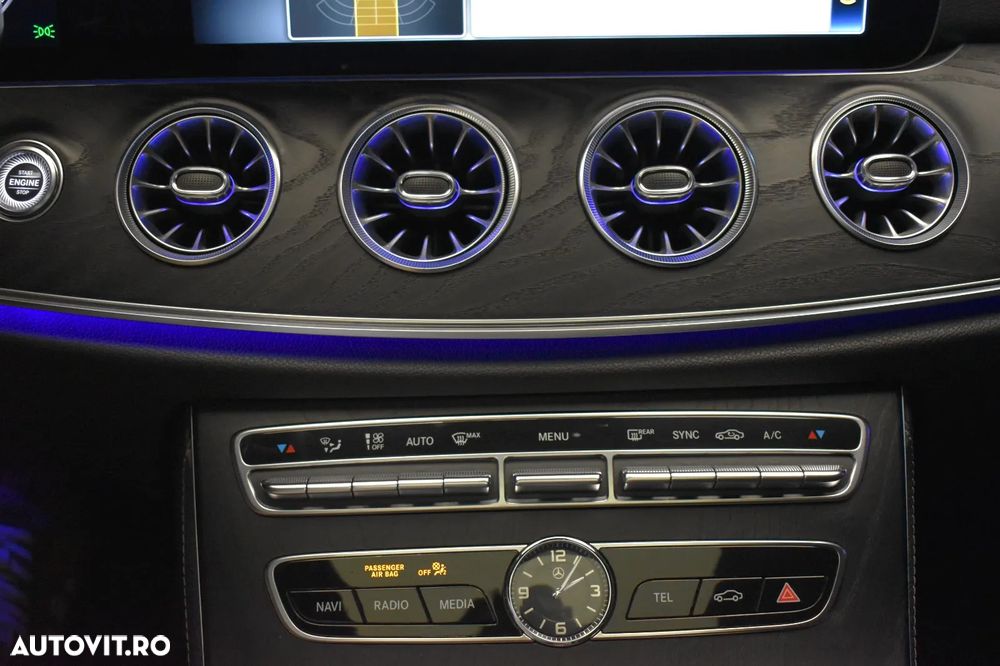 Mercedes-Benz E 200 4Matic 9G-TRONIC AMG Line - 24