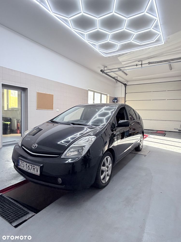 Toyota Prius 1.5 VVT-i Prestige - 9