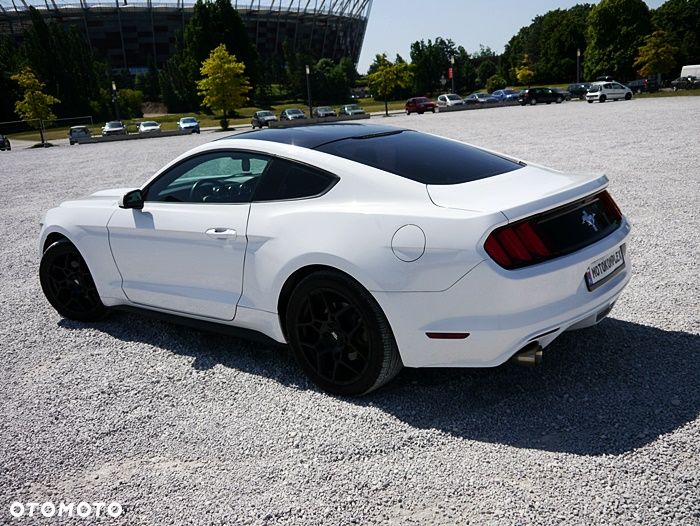 Ford Mustang 3.7 V6 Premium - 6