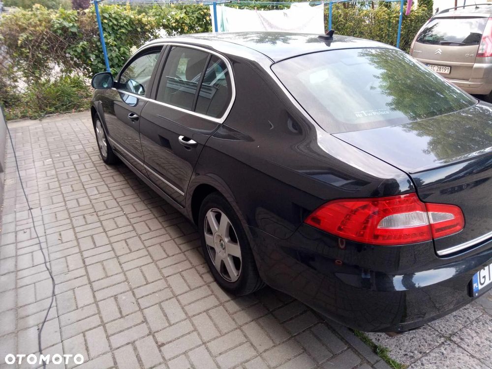 Skoda Superb 2.0 TSI L&K DSG - 5