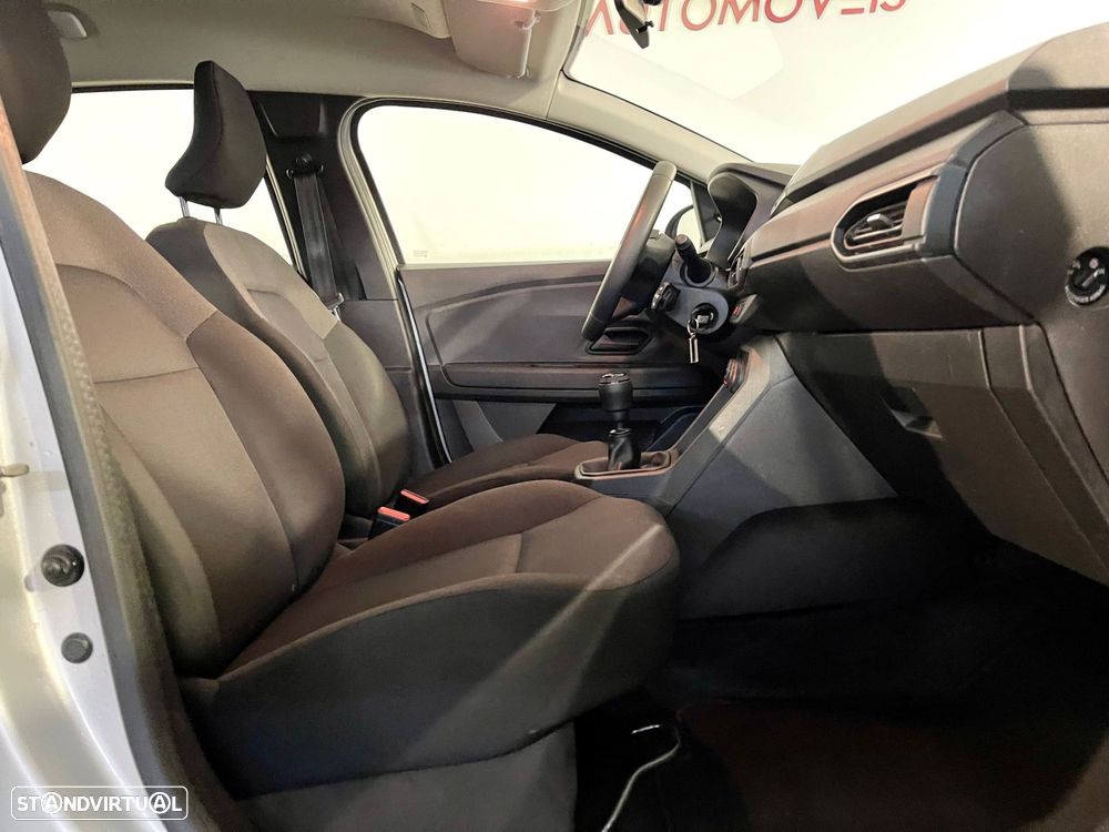 Dacia Jogger 1.0 TCe Essential 7L - 17