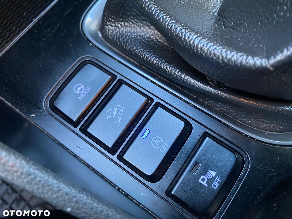 Hyundai Tucson 1.6 GDI BlueDrive GO 2WD - 17