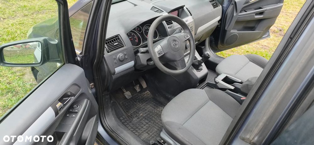 Opel Zafira 1.9 CDTI Edition - 10