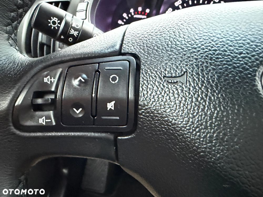 Kia Sportage 1.7 CRDI 2WD Attract - 29