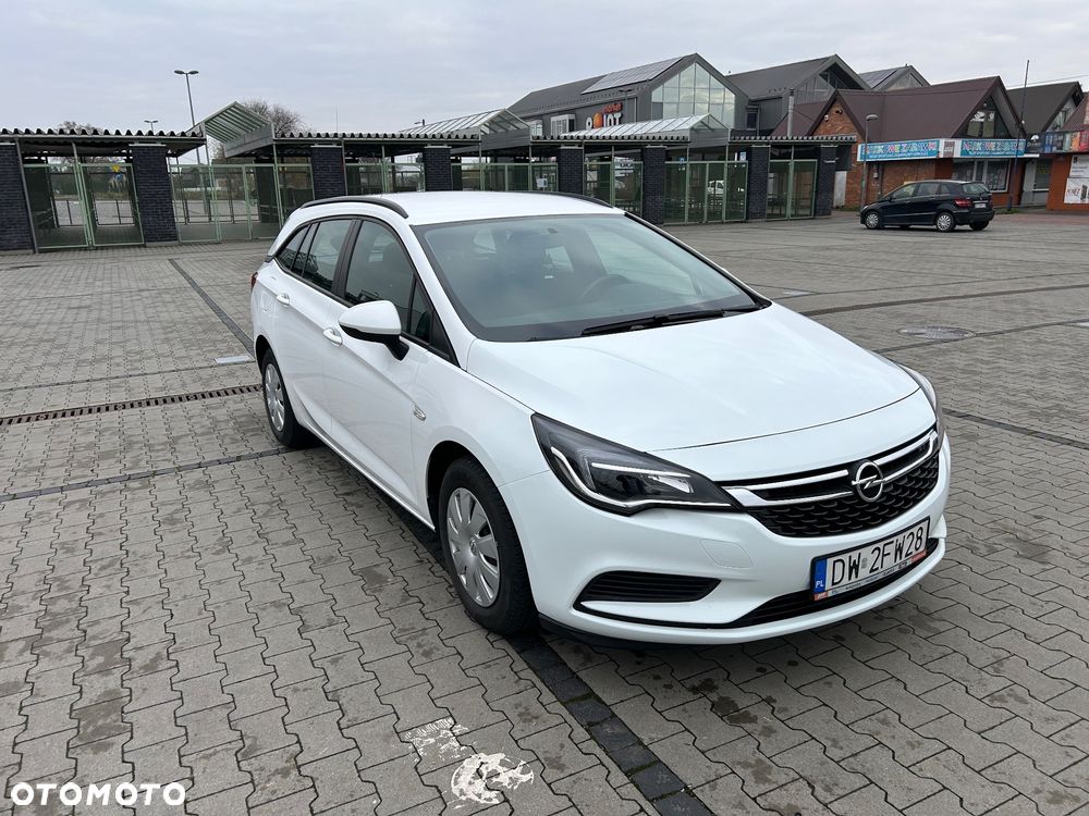 Opel Astra - 1