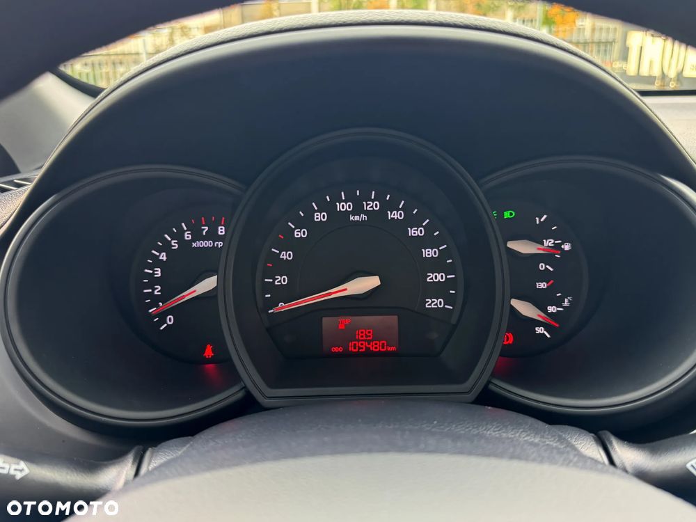 Kia Rio 1.2 Edition 7 - 9