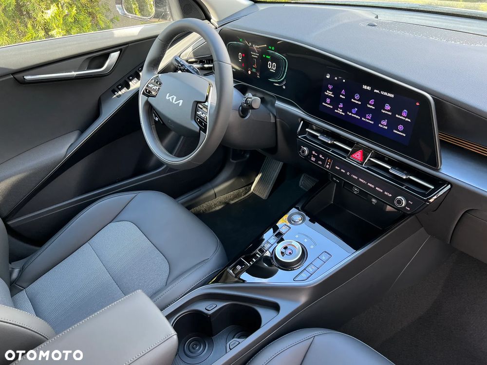 Kia Niro 1.6 GDI Hybrid L - 26