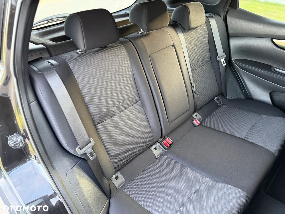 Nissan Qashqai 1.6 DIG-T N-Tec - 38