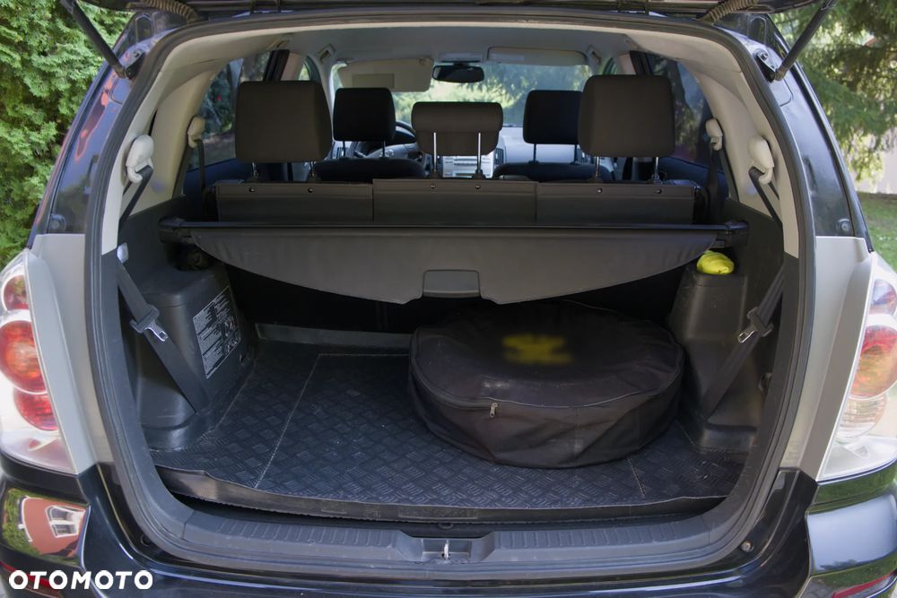 Toyota Corolla Verso 1.8 Gold 7os - 12