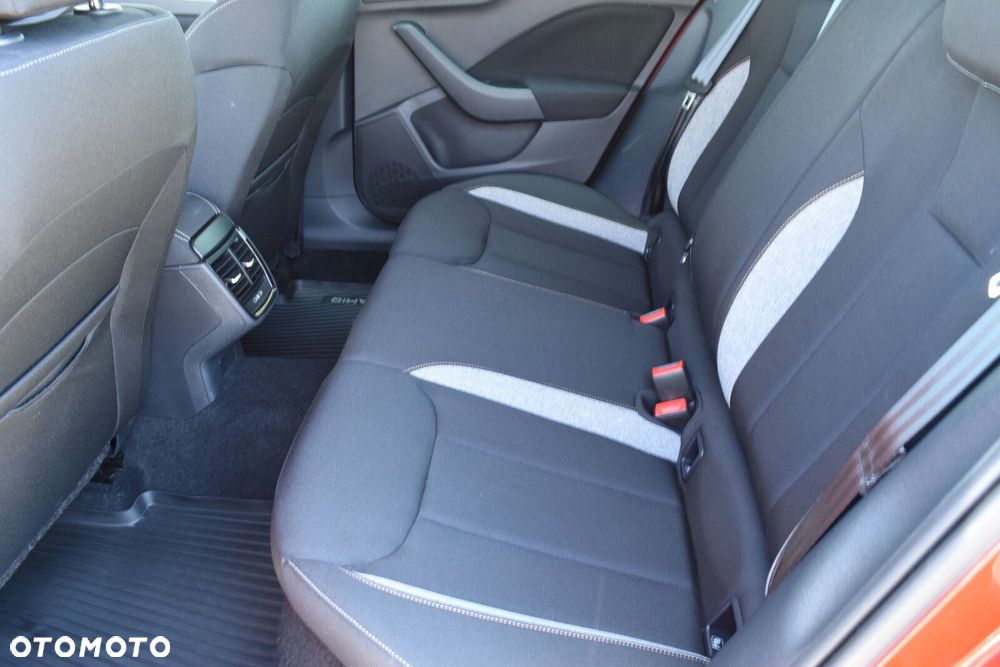 Skoda Kamiq 1.0 TSI Selection DSG - 30