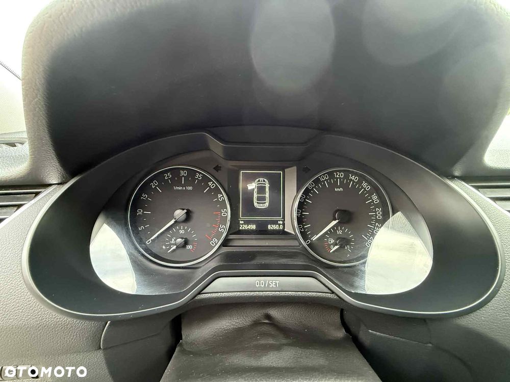 Skoda Octavia 1.6 TDI Style - 9