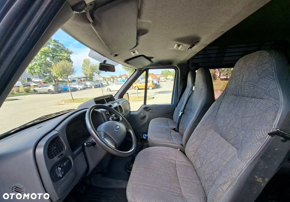 Ford Transit - 16