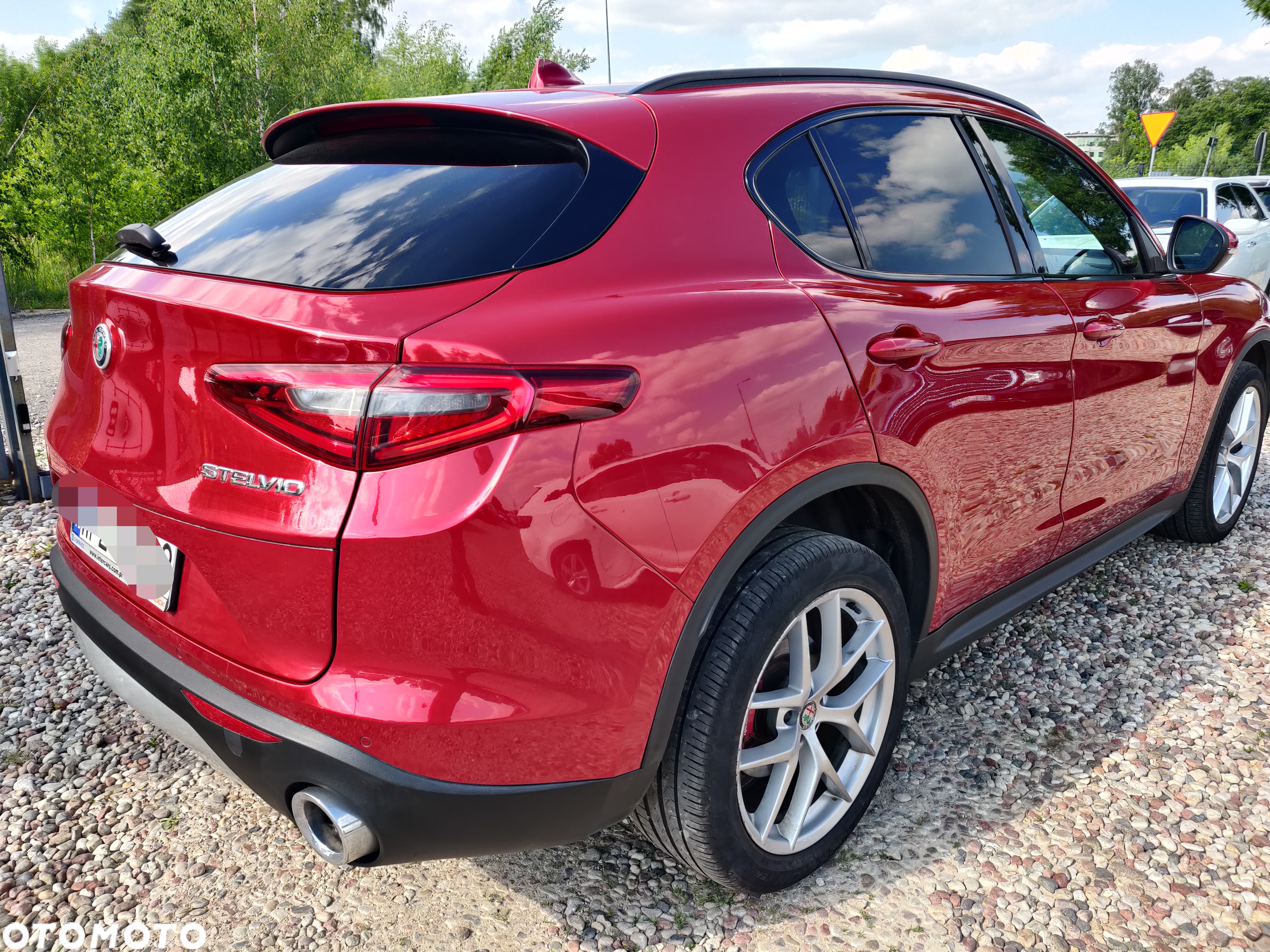 Alfa Romeo Stelvio - 7