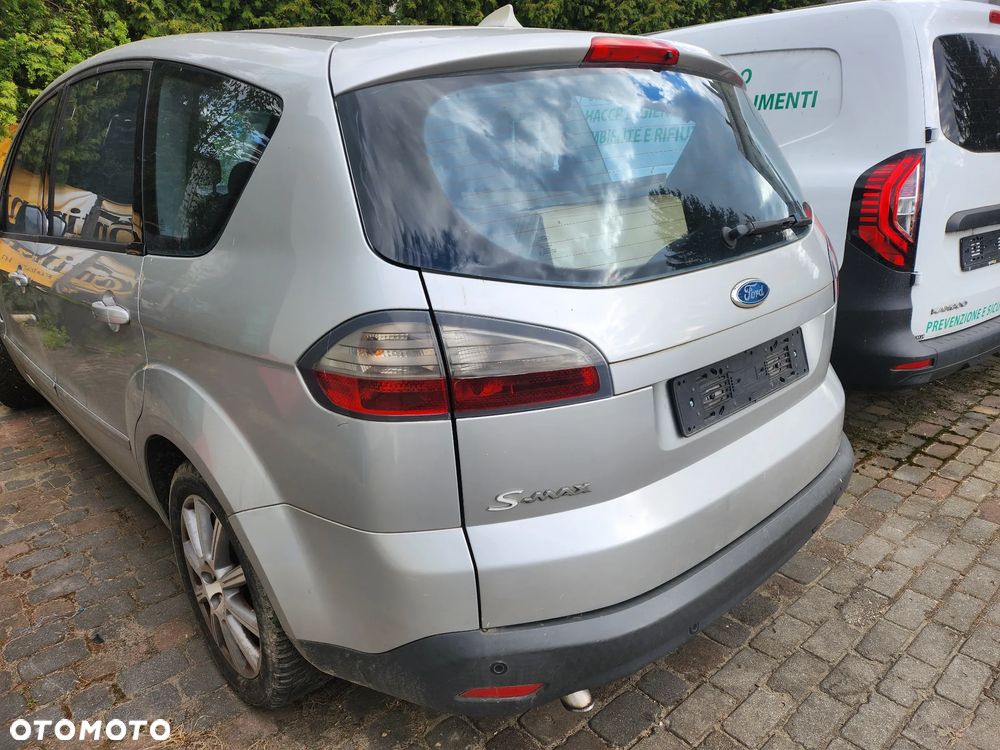 Ford S-Max 2.0 TDCi DPF Ambiente - 3