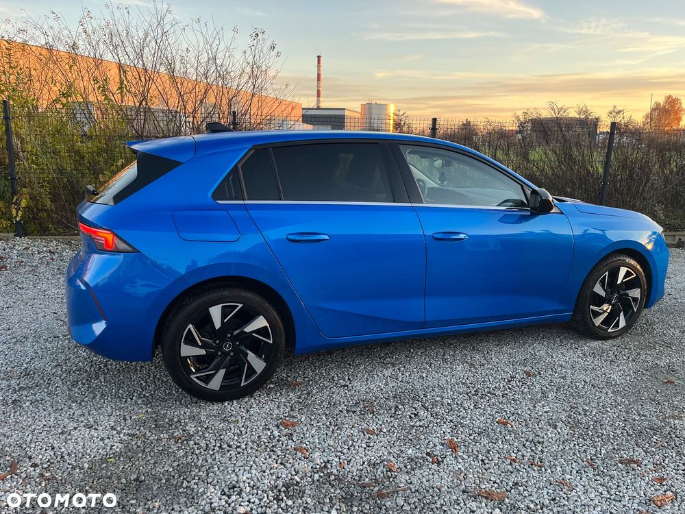 Opel Astra 1.2 Turbo Business Edition - 9