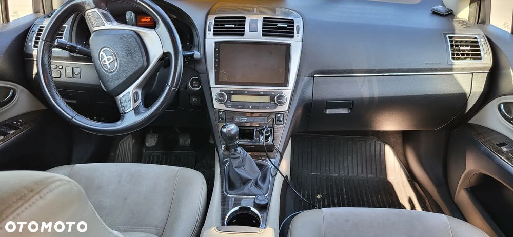 Toyota Avensis 2.2 D-4D Premium - 5